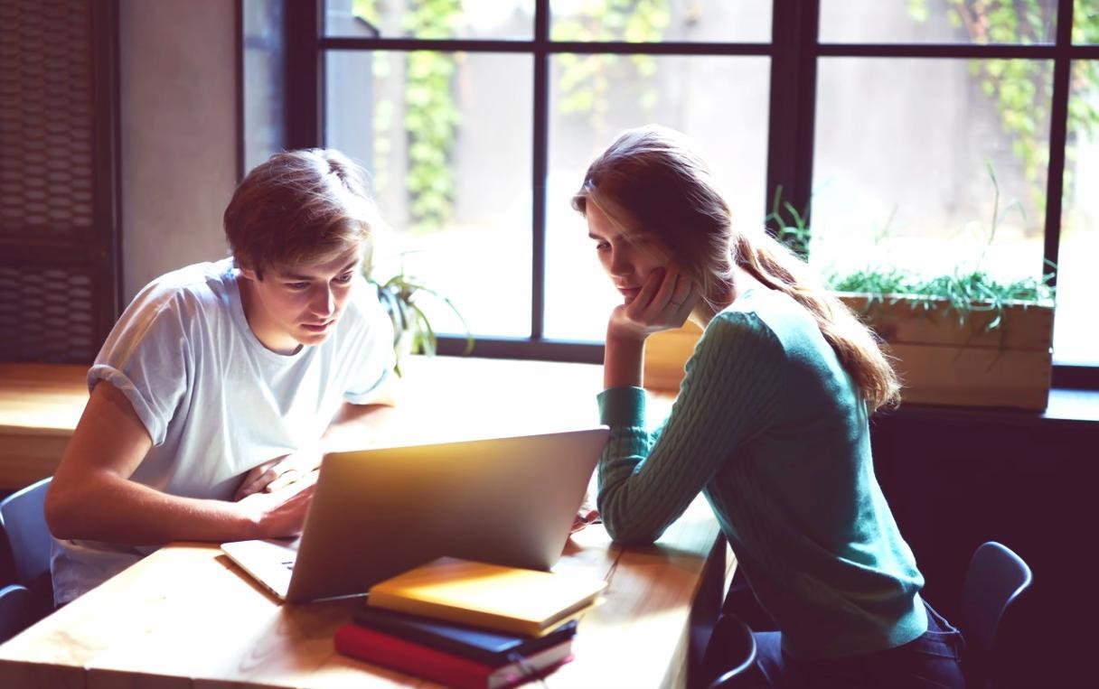 Skupinová práce na business modelu